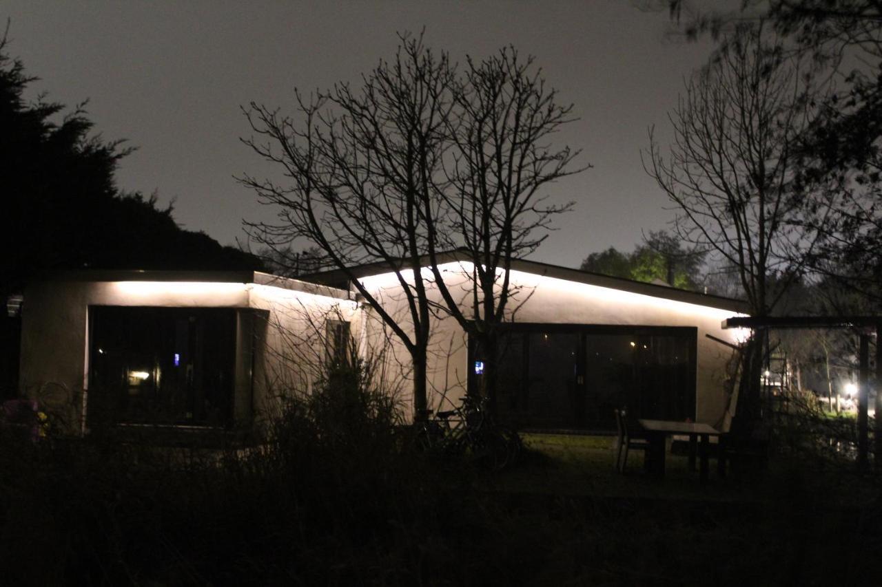 Bungalow Haarlem Amsterdam With Jacuzzi Vijfhuizen 外观 照片